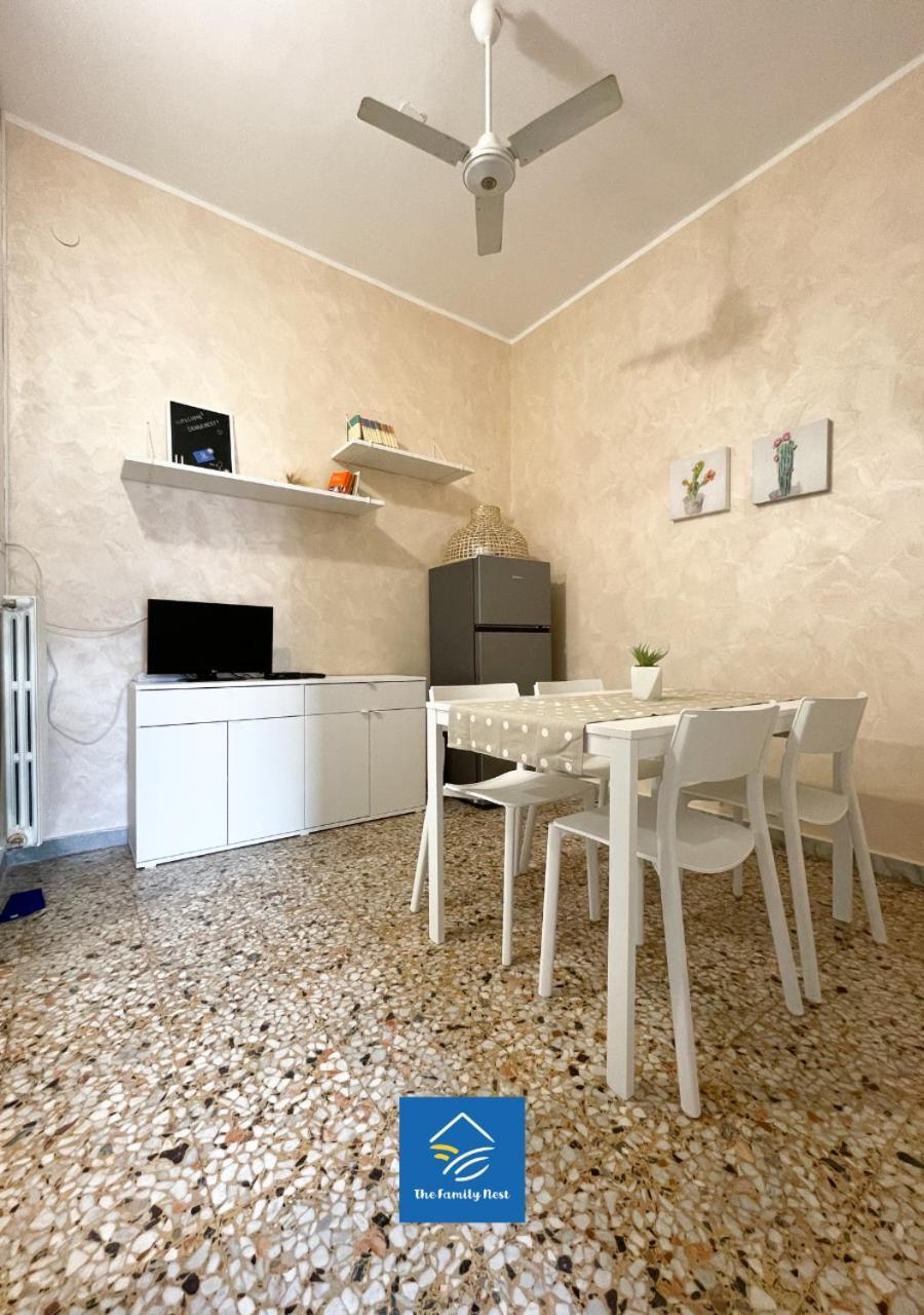 The Family Nest - Casa Eva Lägenhet Manfredonia Exteriör bild