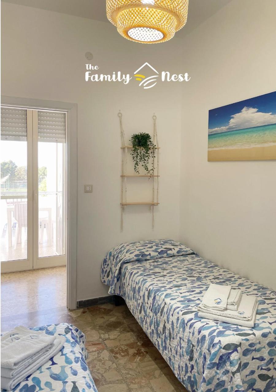 The Family Nest - Casa Eva Lägenhet Manfredonia Exteriör bild