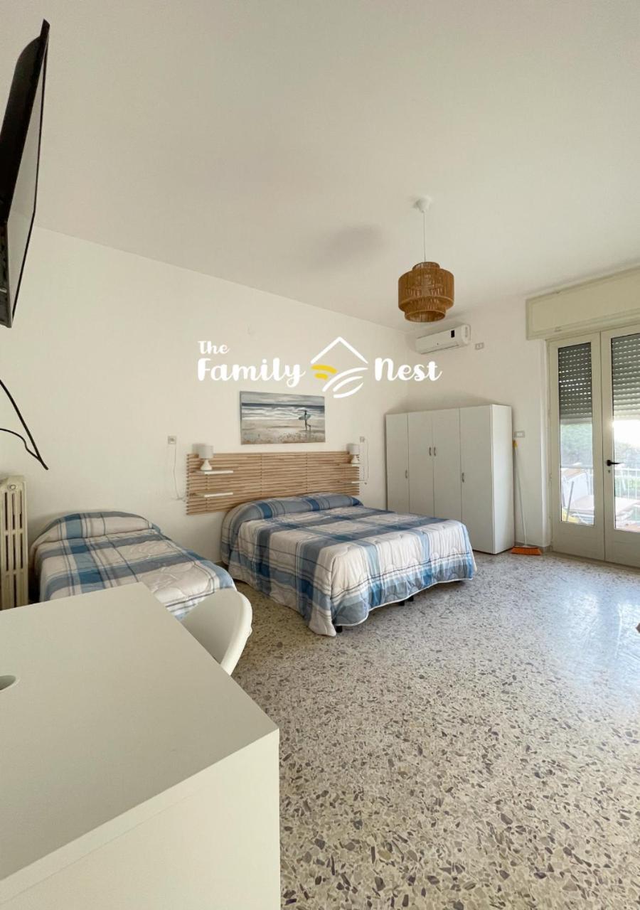 The Family Nest - Casa Eva Lägenhet Manfredonia Exteriör bild